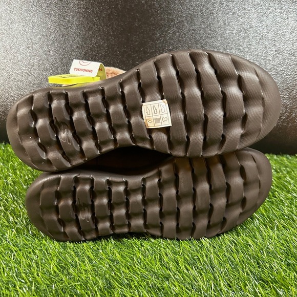 Skechers On The Go Joy Ankle Boots Faux Fur Trim Comfort Cozy Brown Womens 8.5 - Picture 8 of 12